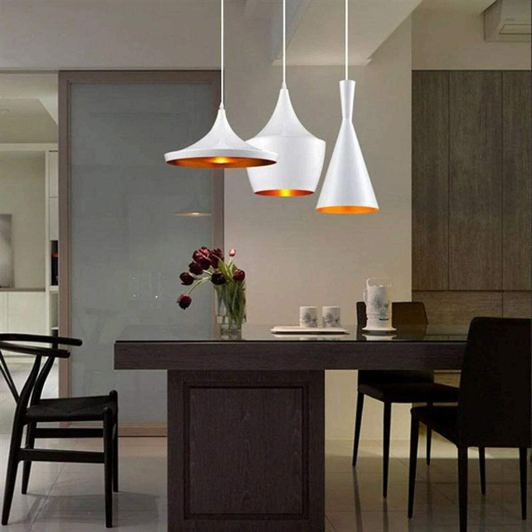 PENDUL Abstract1 Triple White, 17*17*35 cm PENDUL Abstract1 Triple White, 17*17*35 cm
